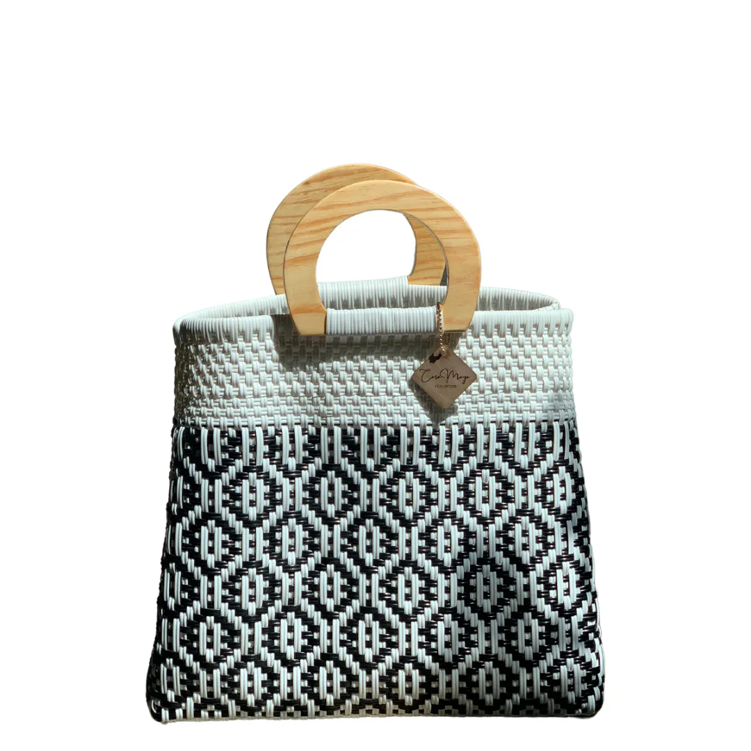 Wooden Handle Tote - B   W