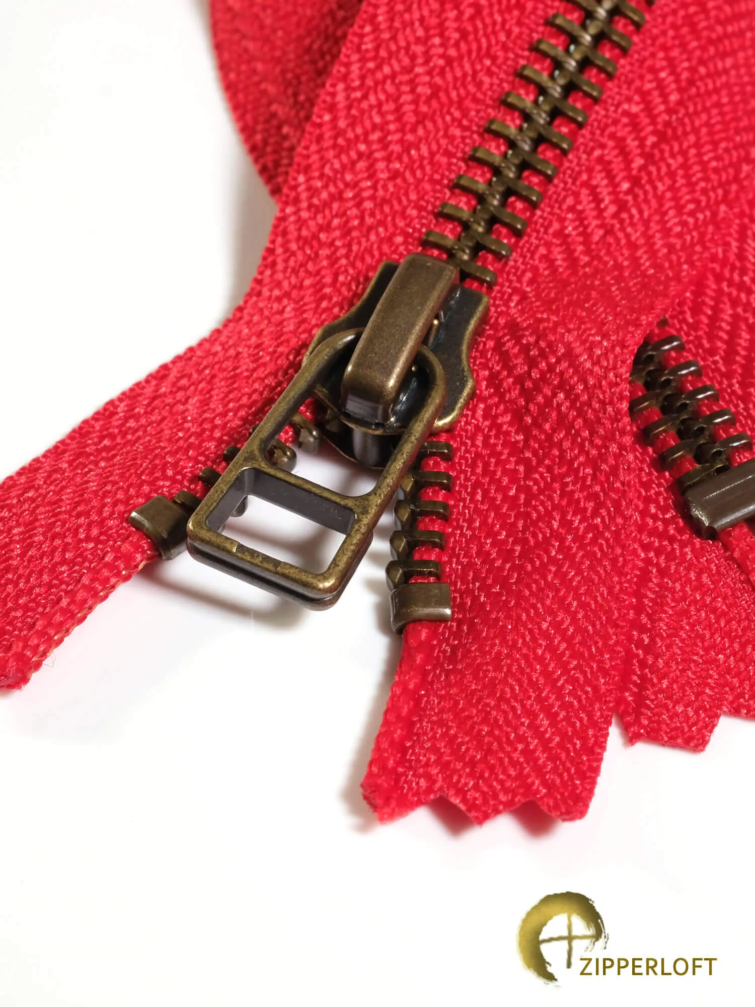 YKK #5 Antique (5-10" / 12.7-25.4cm) - 519 Candy Red